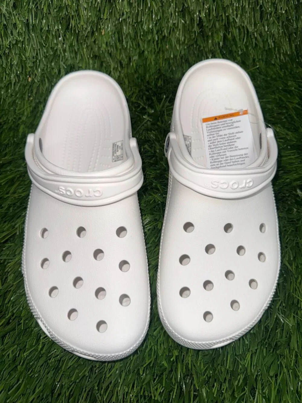 CROCS Classic Clog in White